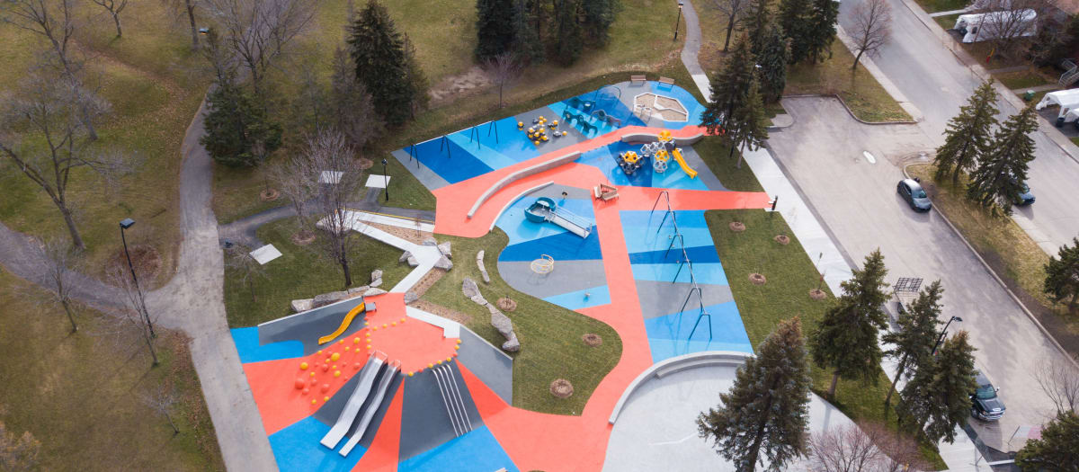 La nouvelle aire de jeu inclusive du parc Saint-Joseph à Rivière-des-Prairies-Pointe-aux-Trembles saura plaire à tous.