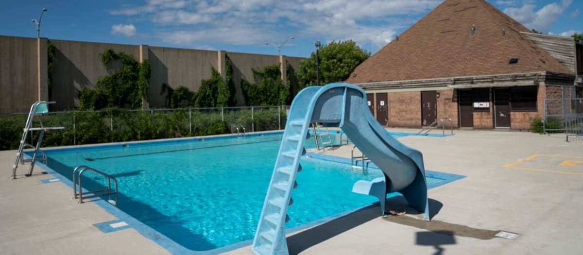 piscine du parc Michel-Ménard