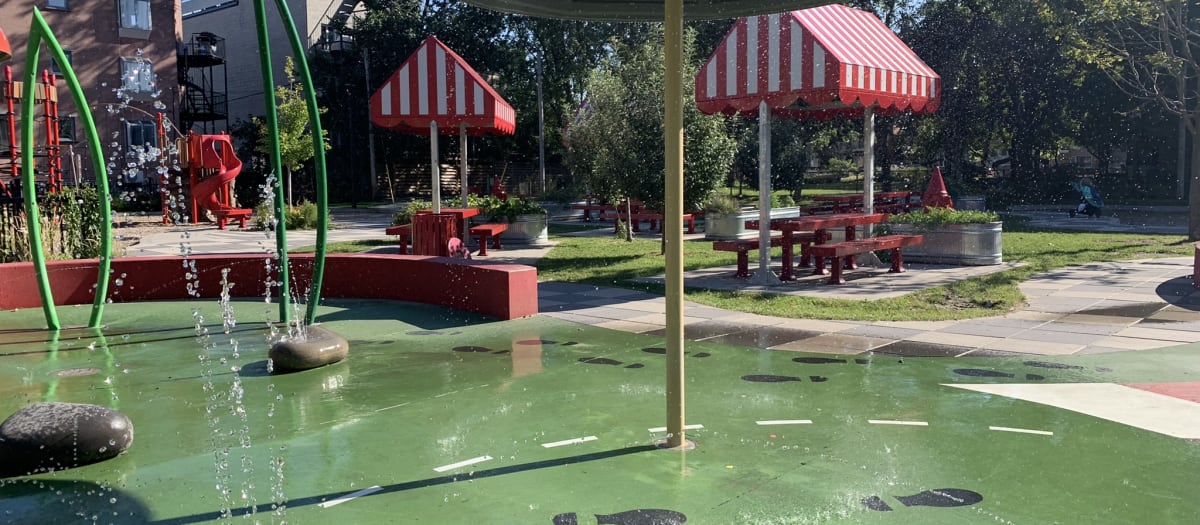 Jeux d'eau du parc Jean-Marie-Lamonde en fonctionnement
