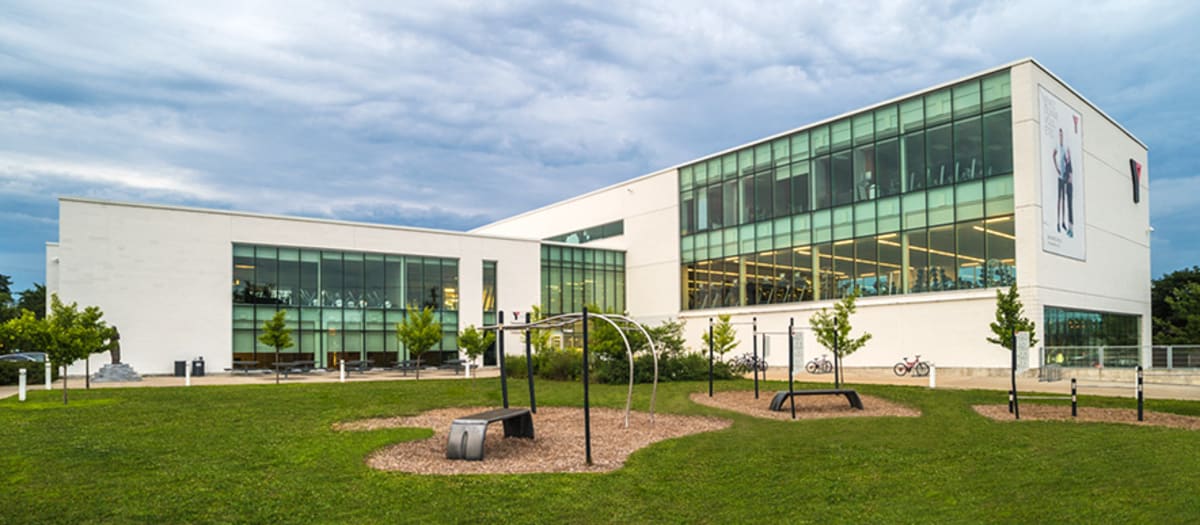 Photographie de l'édifice du YMCA Cartierville