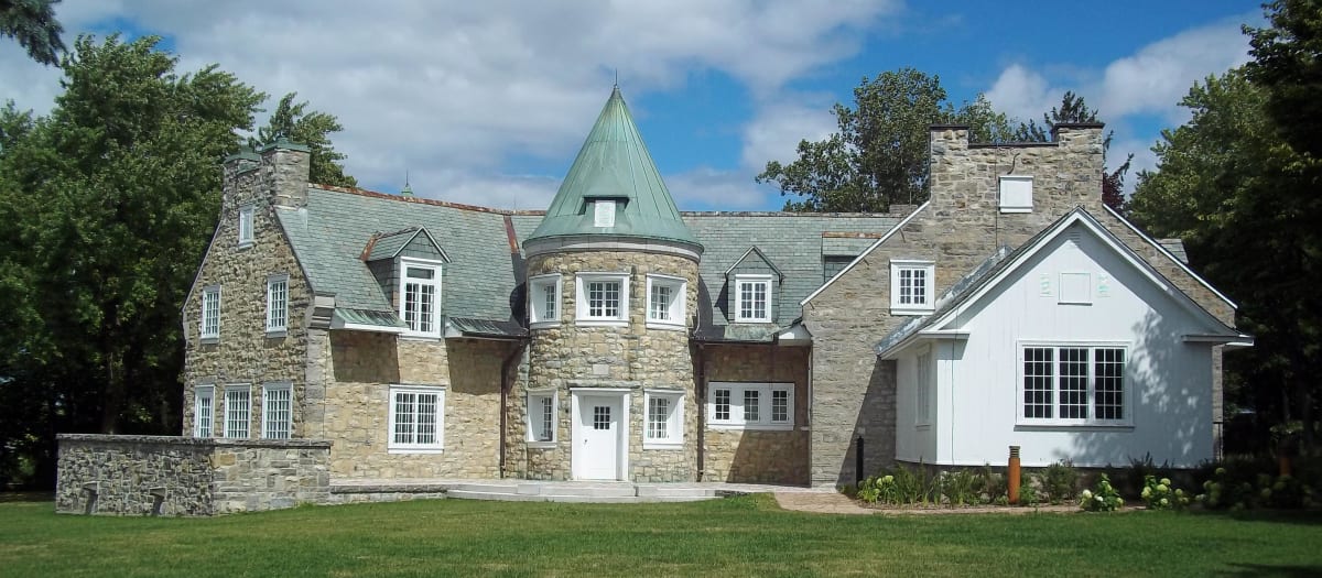 Overview of the Maison Brunet for rent at Parc-nature du Cap-Saint-Jacques.