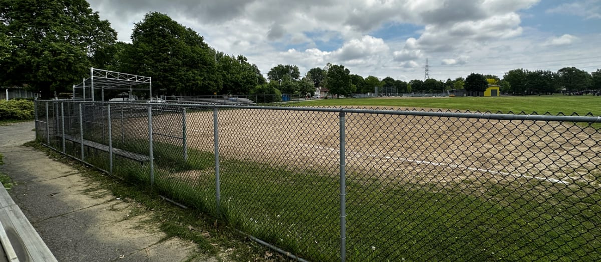 Un des terrains de balle, baseball du parc Saint-Paul-de-la-Croix