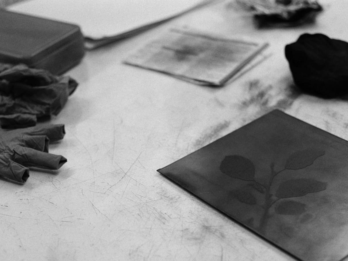 Carnet V01 : Gravure en creux et matrice en Tetra Pak®avec l'artiste Michelle Lasalle.