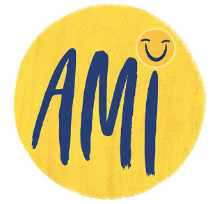 AMI : logo texte bleu sur fond jaune, le point du i étant un bonhomme sourire.