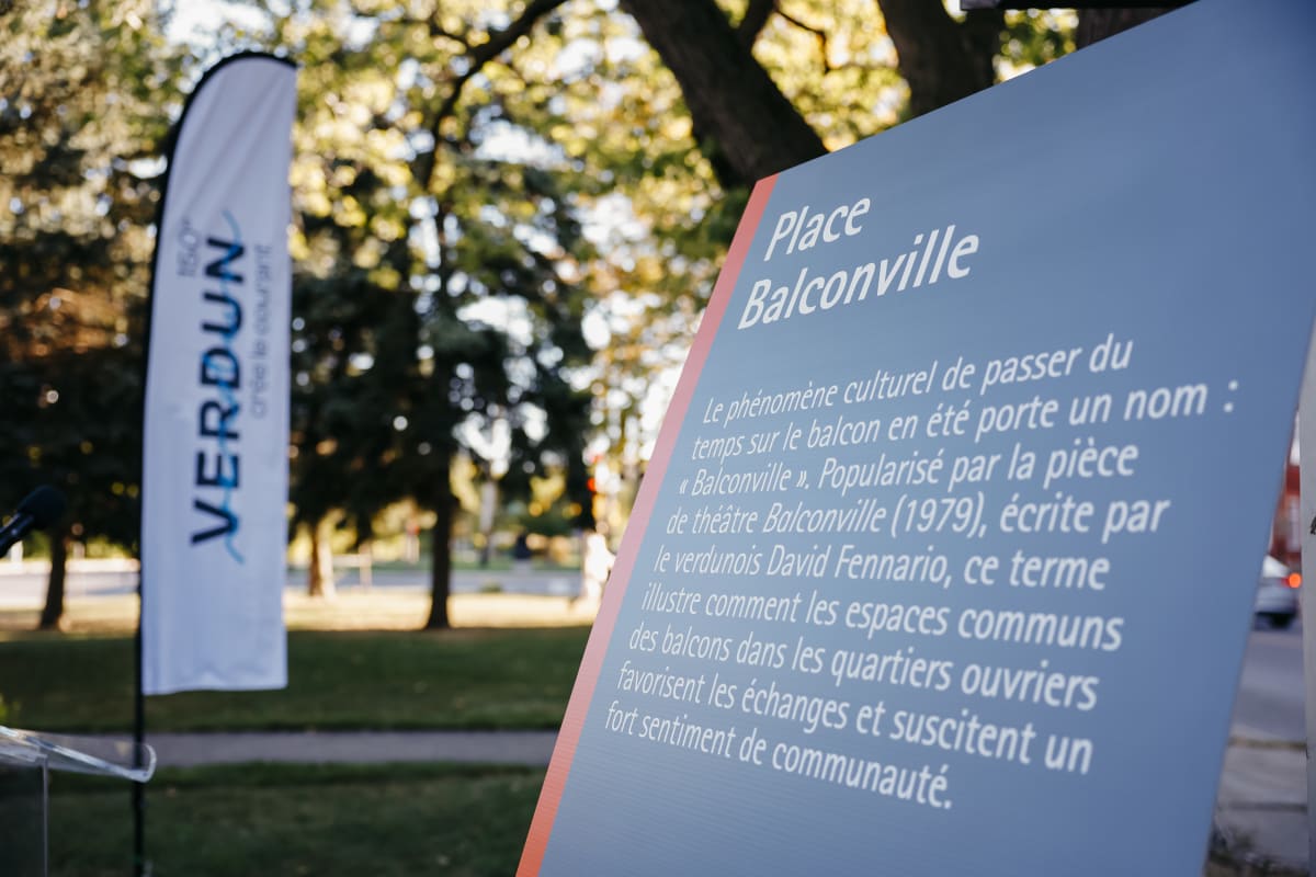Panneau de la Place Balconville