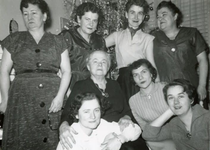 Noël en famille, 2155, rue de Chambly