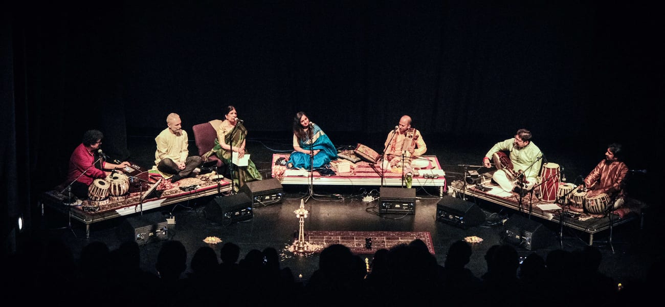 RAGA RANG - Usha Dance Entourage