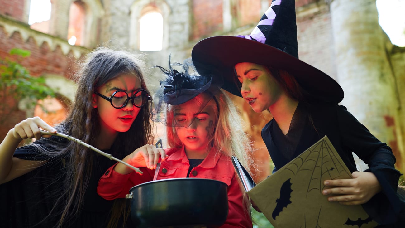 Le rendez-vous des sorcier(ère)s et de leurs familiers pour l'Halloween