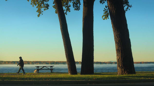 Parcs riverains dans l'arrondissement Lachine à Montréal.