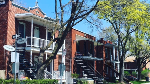 Le quartier Vieux-Saint-Laurent à Montréal.