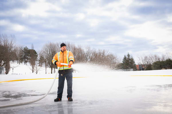 Équipe des patinoires extérieures