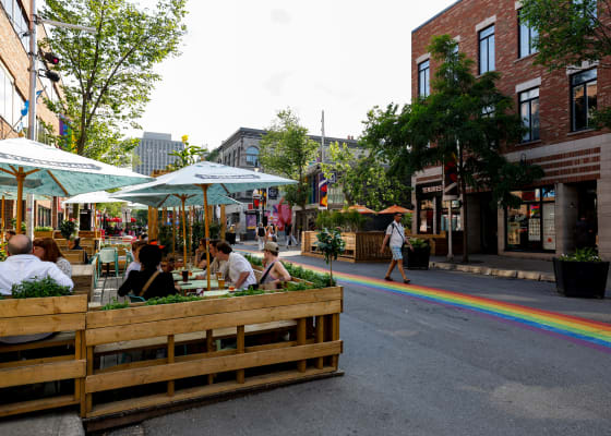 Terrasse dans le Village