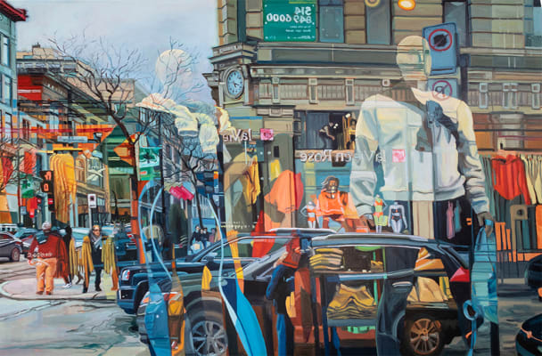 Sur fond de paysage urbain se trouvent des gens, voitures et magasins ainsi que deux grands personnages ressemblant à des fantômes.