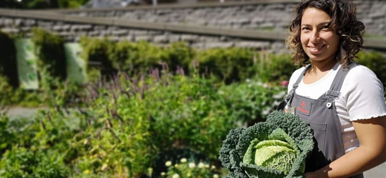 Josiane Philion est jardinière à Ville-Marie depuis 2012.