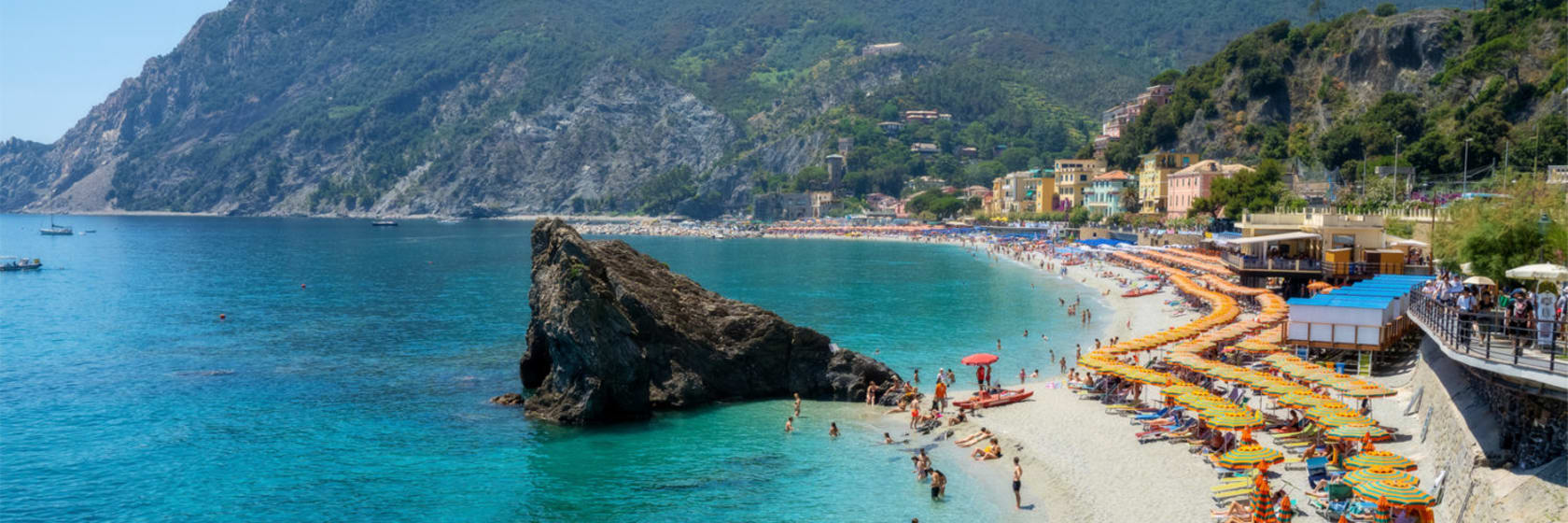 Badestrand i solen, Italien