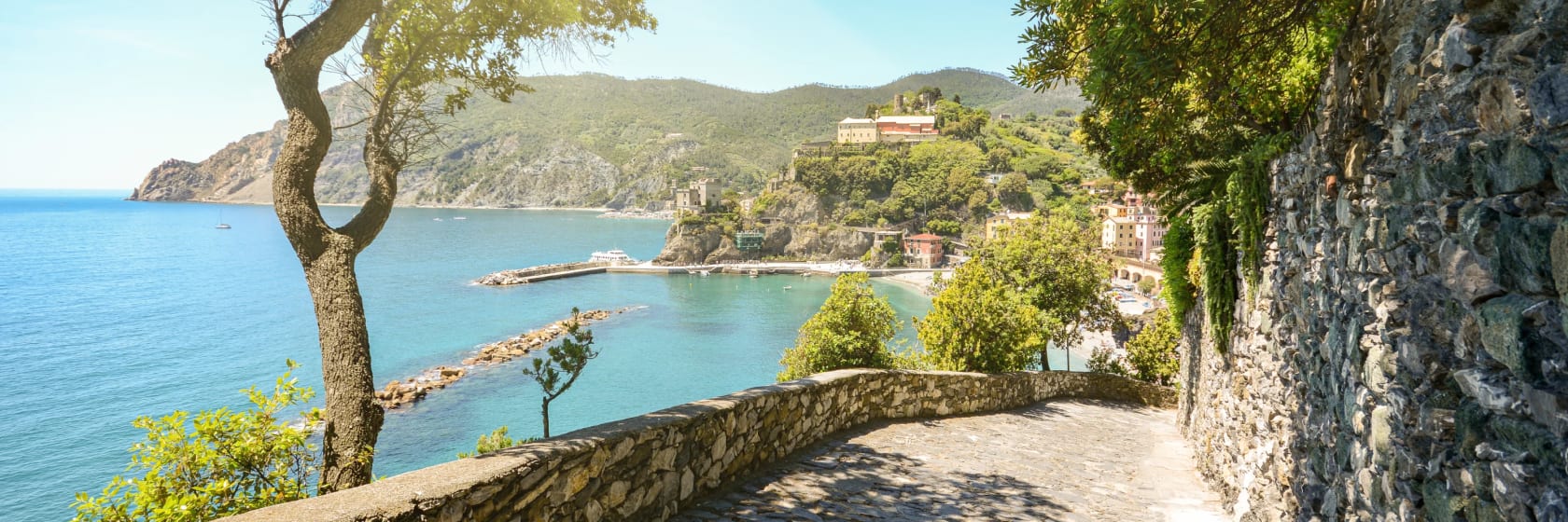 Udsigt over Monterosso al Mare i Cinque Terre