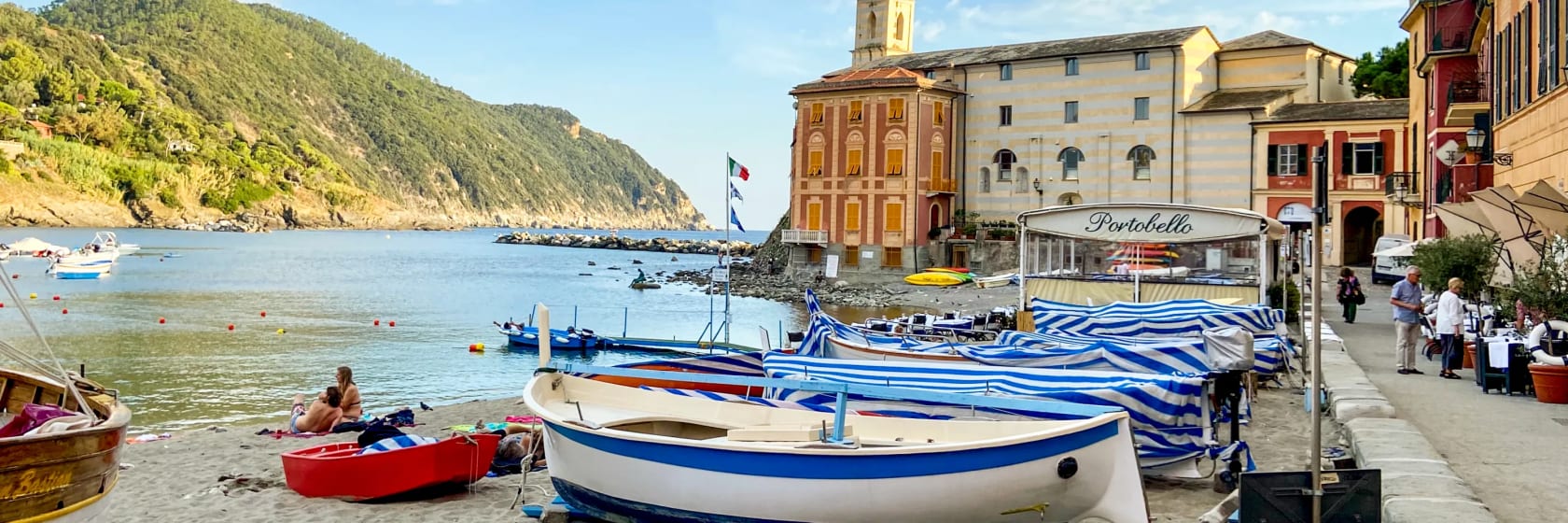 Strand ved Sestri Levante, Ligurien