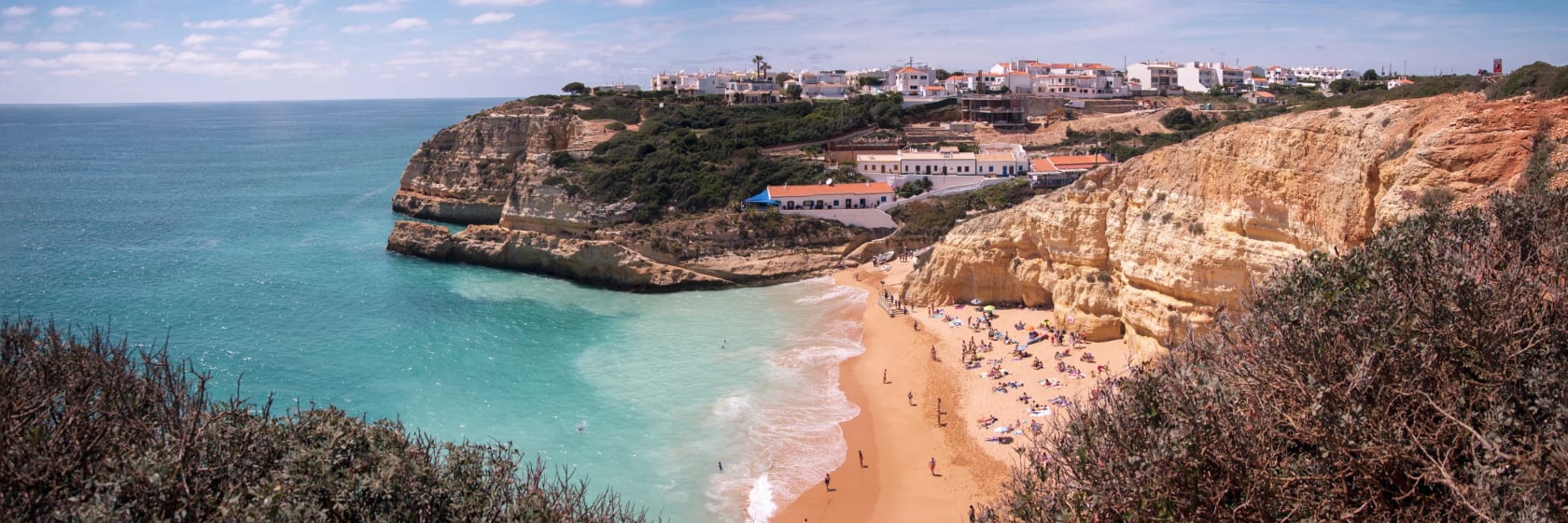 Solskinsdag i Portugal, Benagil Strand