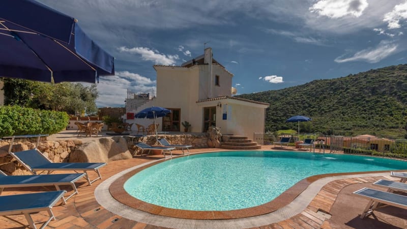 Residence Bouganvillage p Sardinien