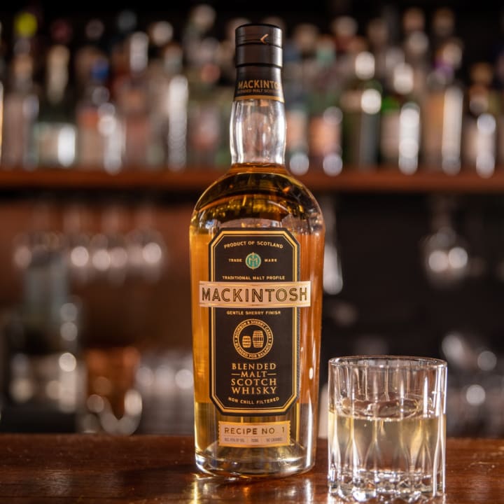 Mackintosh Blended Malt Scotch Whisky 700mL
