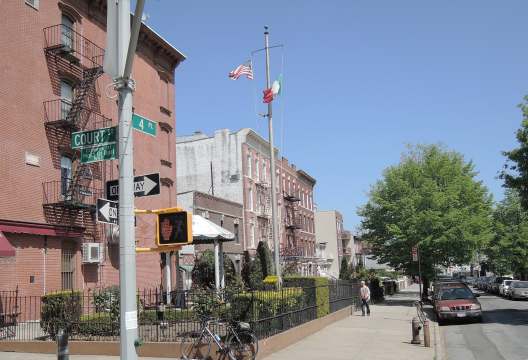 Carroll Gardens Apartments Real Estate Platinum Properties