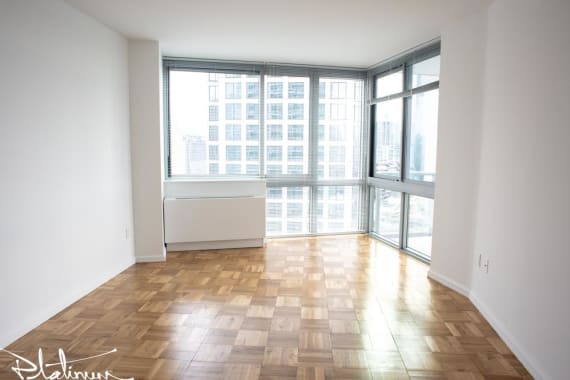 photo of 455 West 37th Street  ·  404