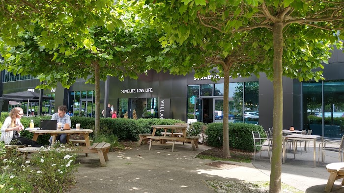 VWorks @ Village Hotel Farnborough virtual office Guildford