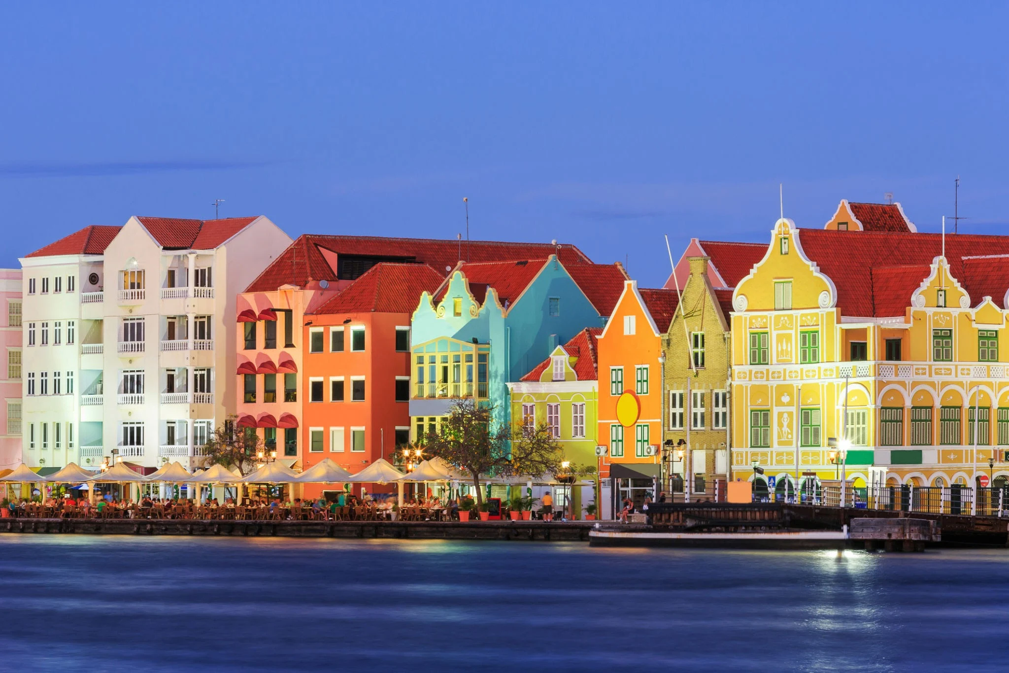 Willemstad Curacao Live Stream | Luxury Vacation Resort in Curacao