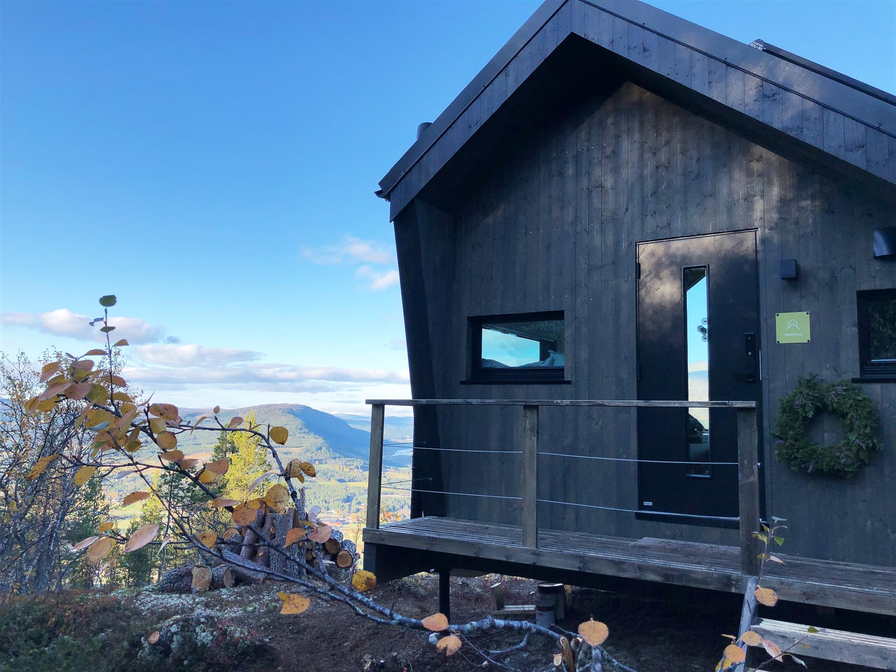 Baugsberget Fjelltopphytter Trehytte Alvdal Toppstua Inngang