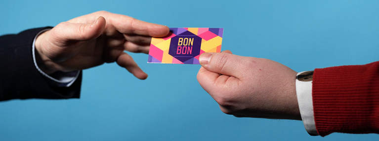 De etiquette van visitekaartjes: 6 praktische tips