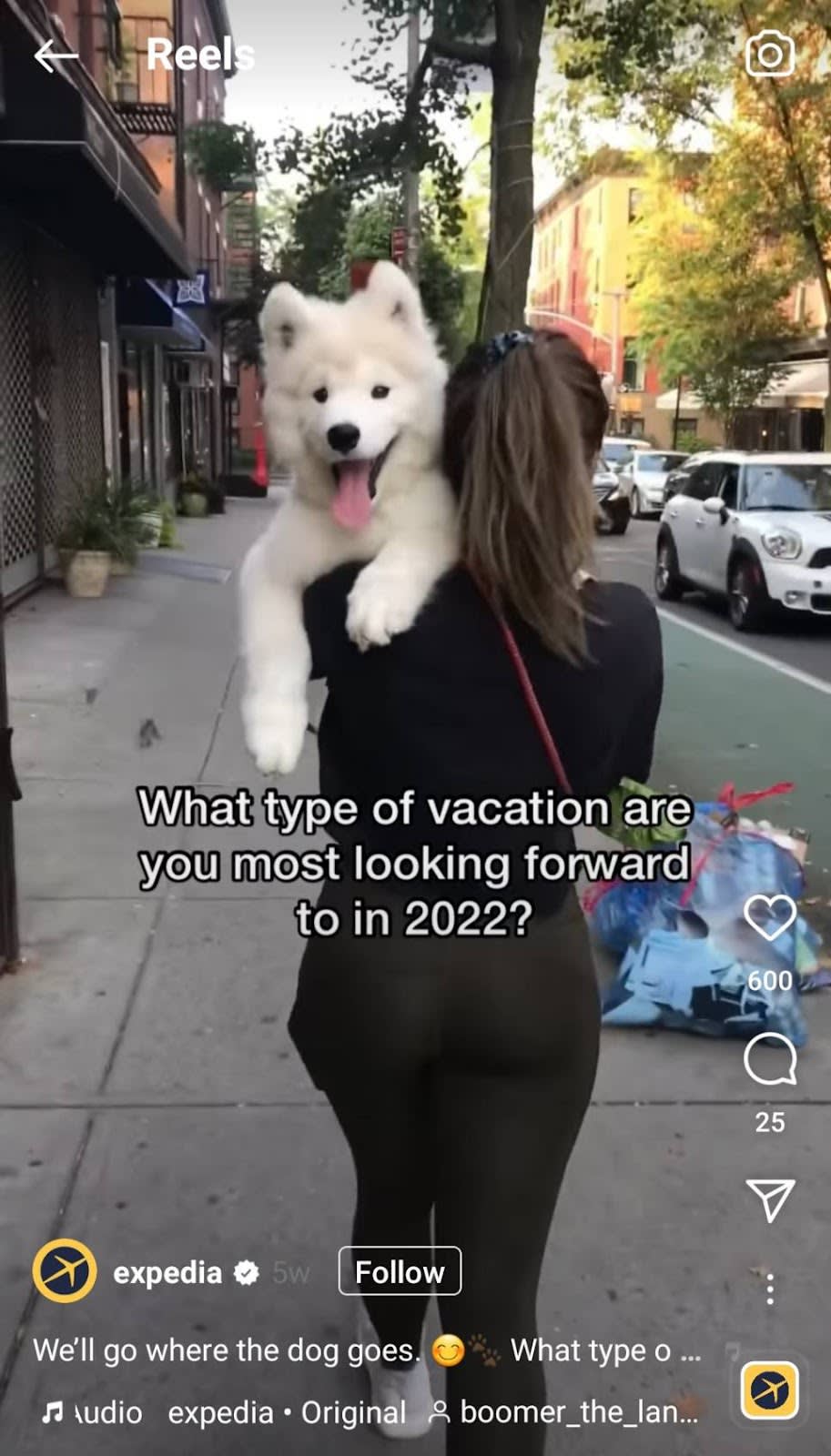 Instagram branding example: Expedia