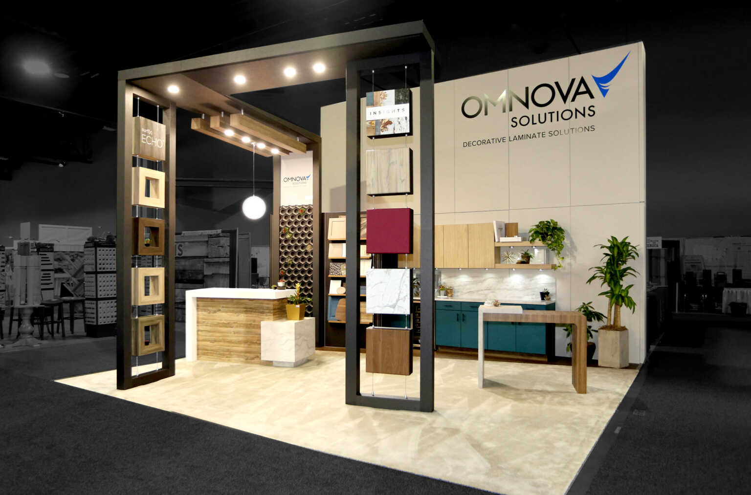 Peninsula booth at a trade show