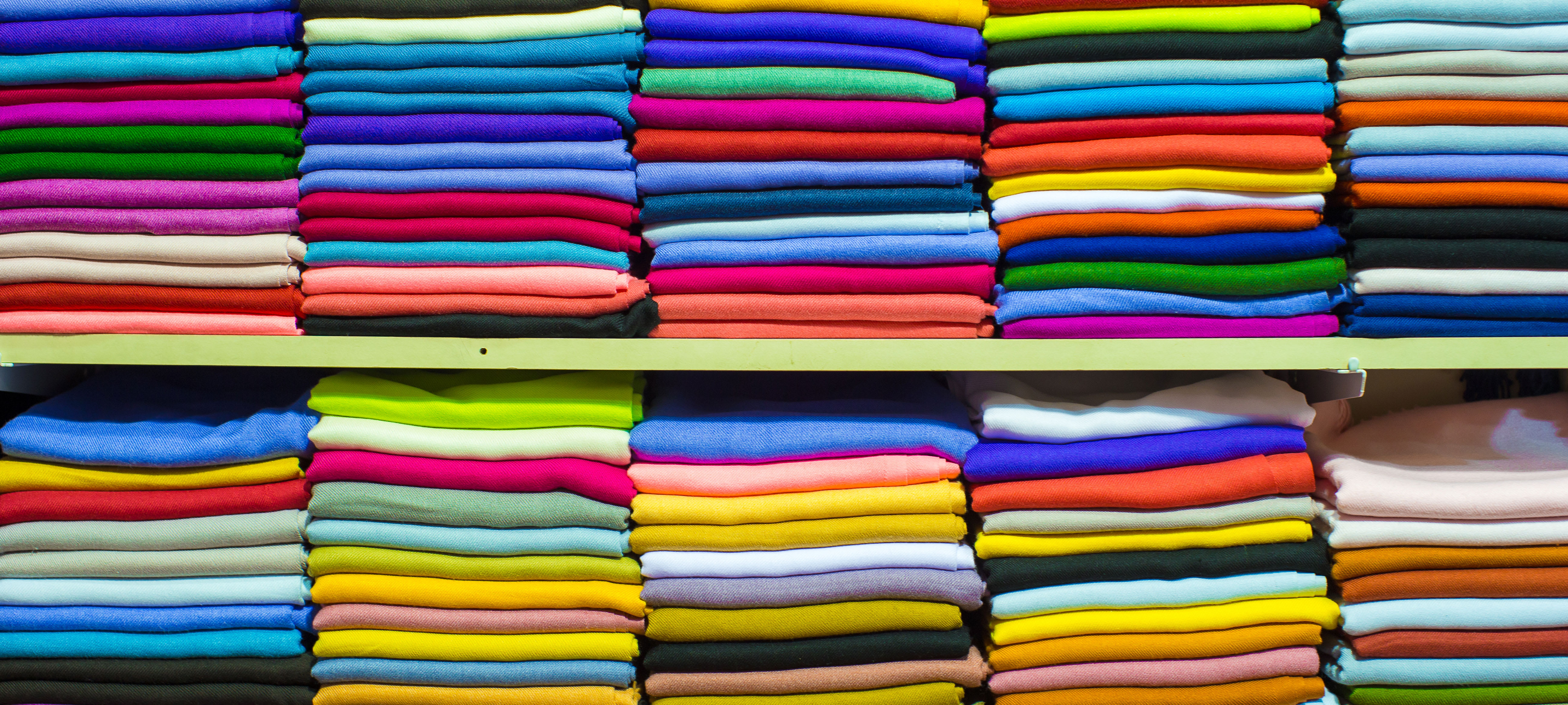 Best T-shirt colors of 2026 | VistaPrint US