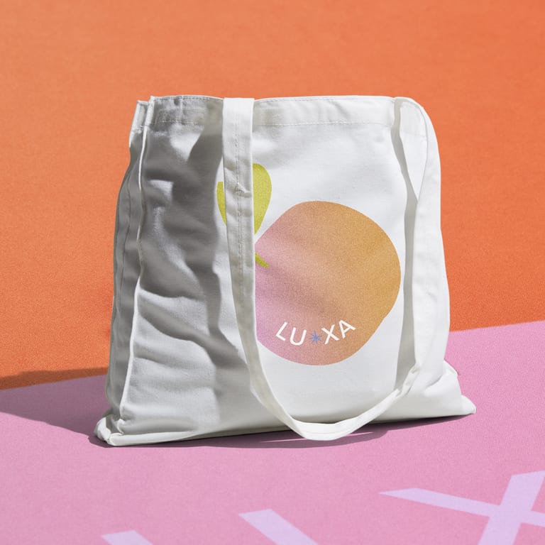 Tote bag as one of the 2025 promotional product trends