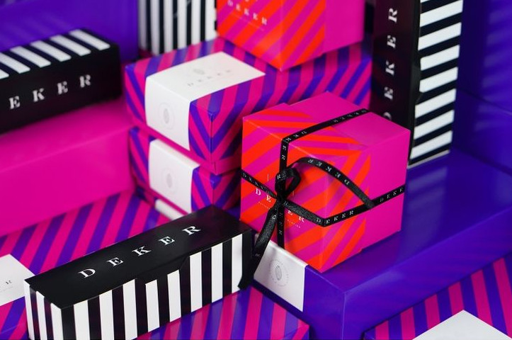 Purple-toned patterned box design