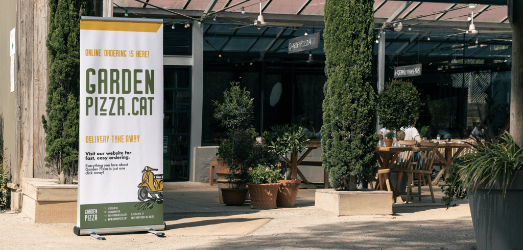 Retractable banner with a pizza restaurant delivery and takeaway deals and CTA