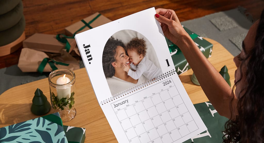 Custom wall photo calendar personalized Christmas gifts