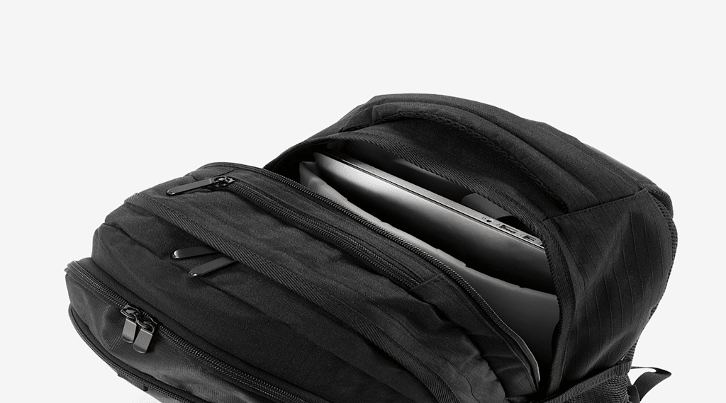 Dosmilcatorce Christmas serif font