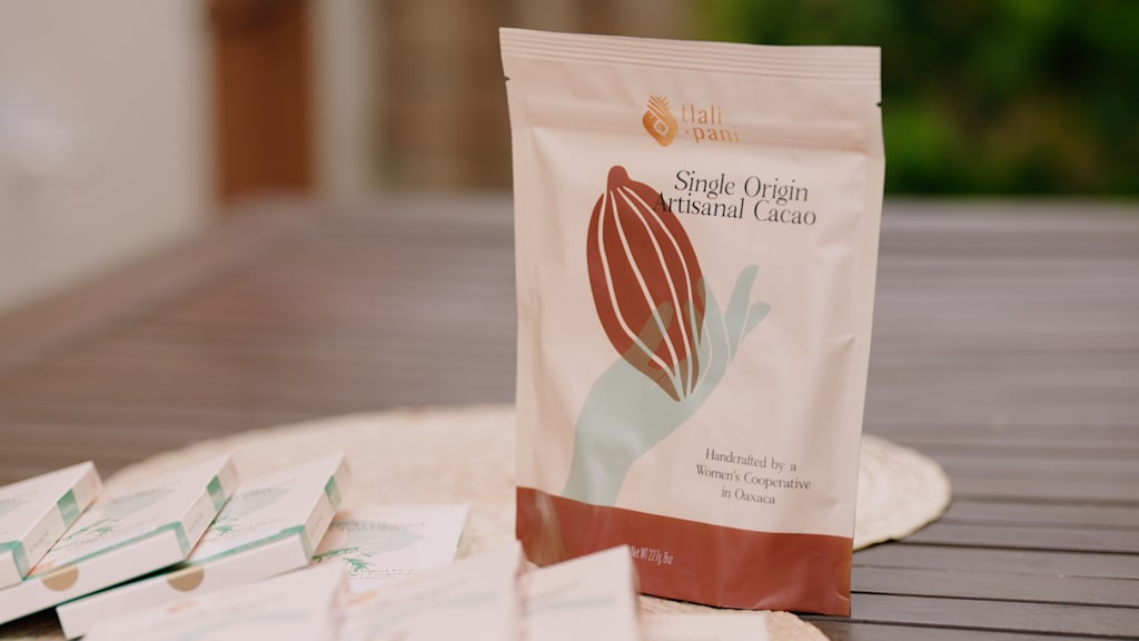 A packet of tlali•pani cacao