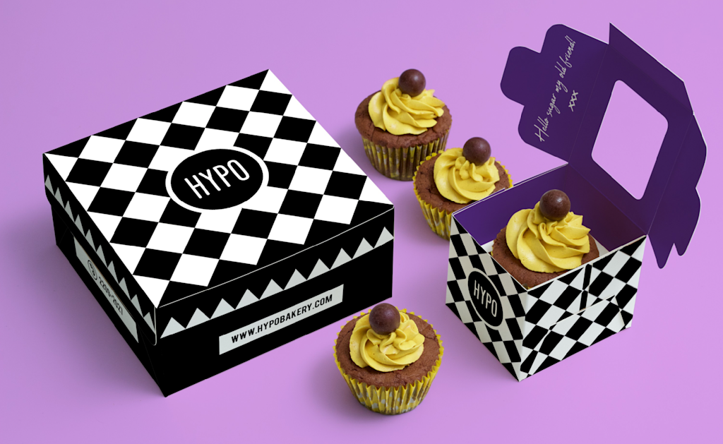 black and white checkered branded cupcake boxes