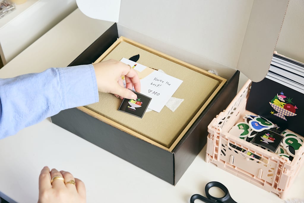 Packaging with a customer note