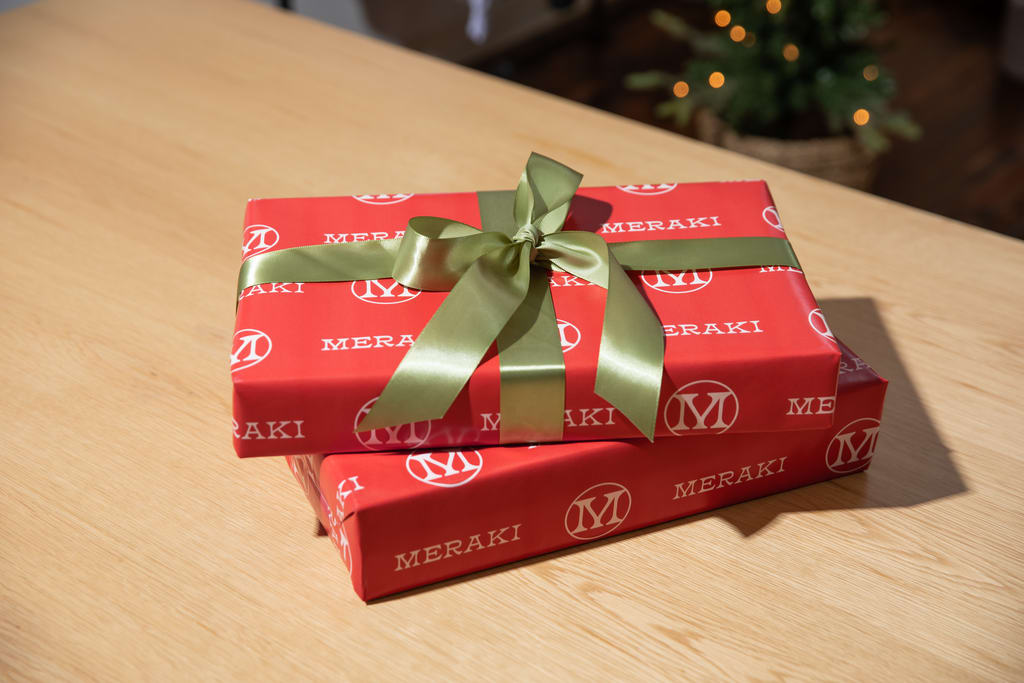 Emballage cadeau personnalisé avec ruban