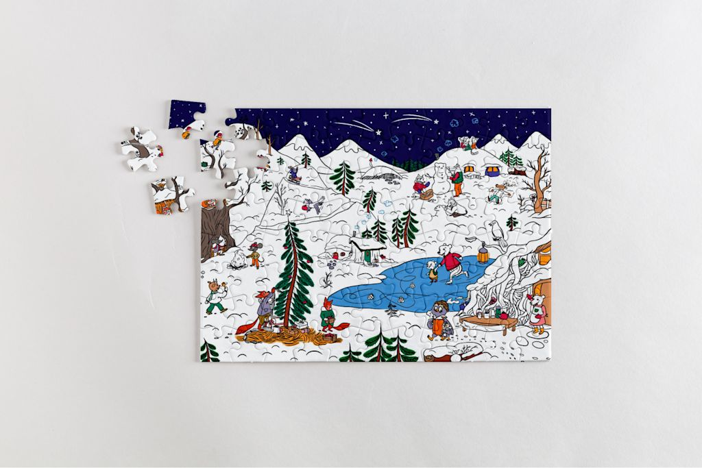 Custom puzzle as a personalized holiday gift