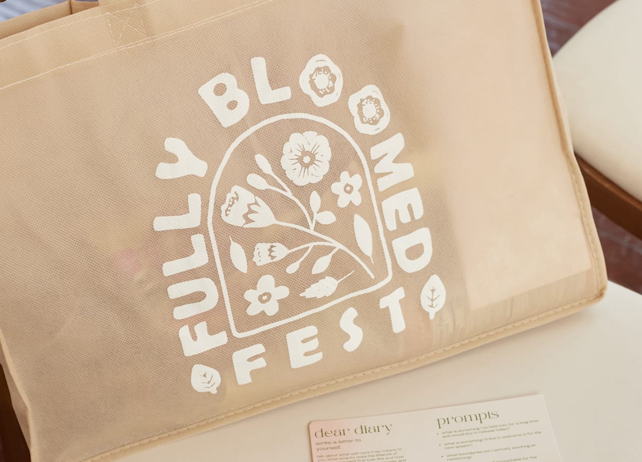 Small business with a playful and fun wordmark and pictorial combined that looks like an emblem logo