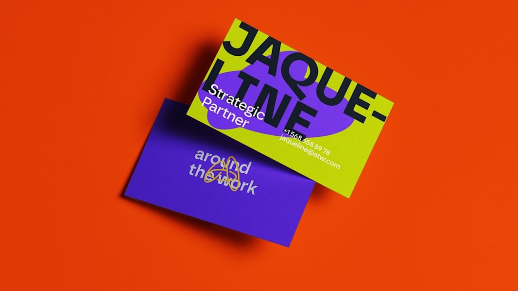 Bold business card design featuring oversized typography, geometric branding elements, high-contrast colors and modern visual identity styling.