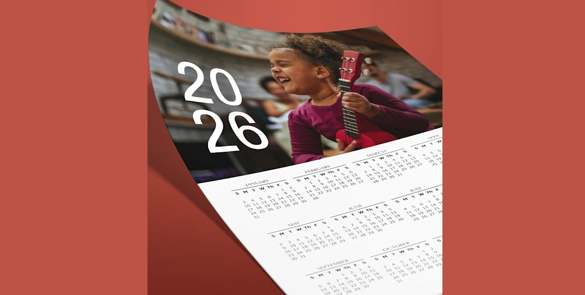 Un poster calendrier personnalisé avec une mise en page minimaliste