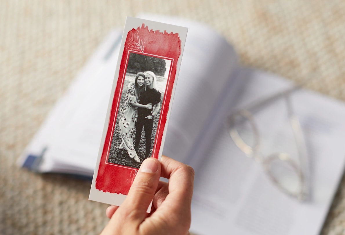 Wedding favors custom bookmark with a photo of the couple