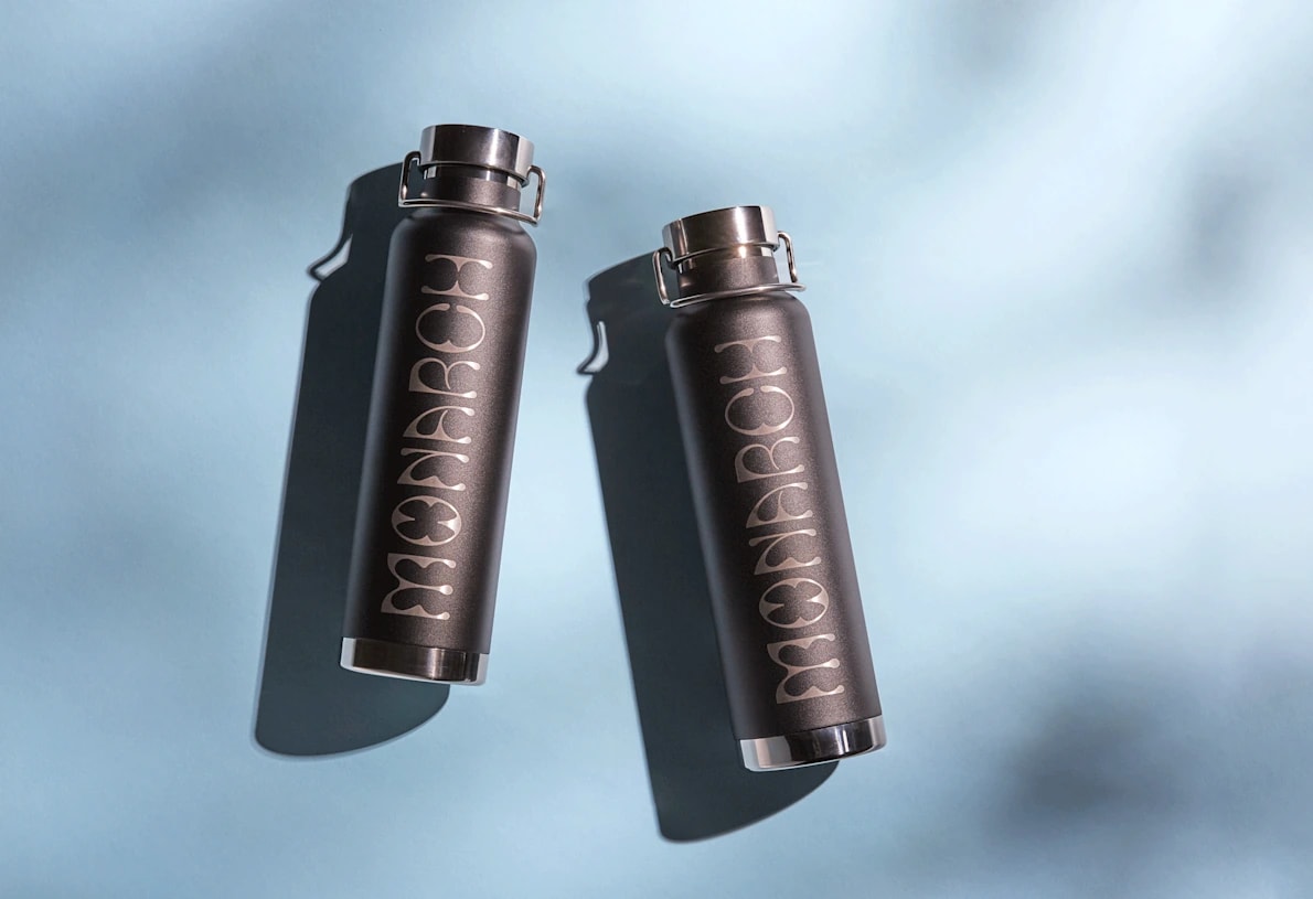 Idée cadeau pour Secret Santa : gourde isotherme personnalisée