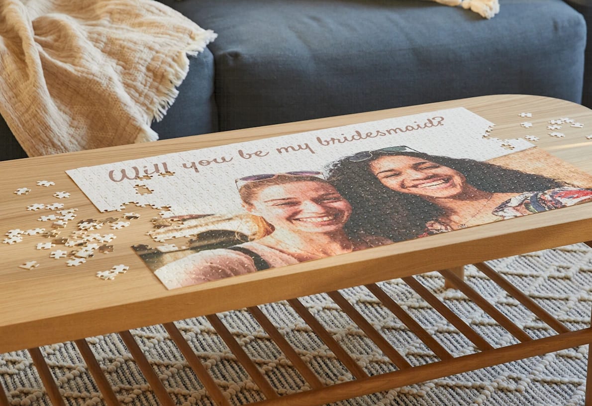 Wedding gift idea: personalized puzzle for your bridesmaids