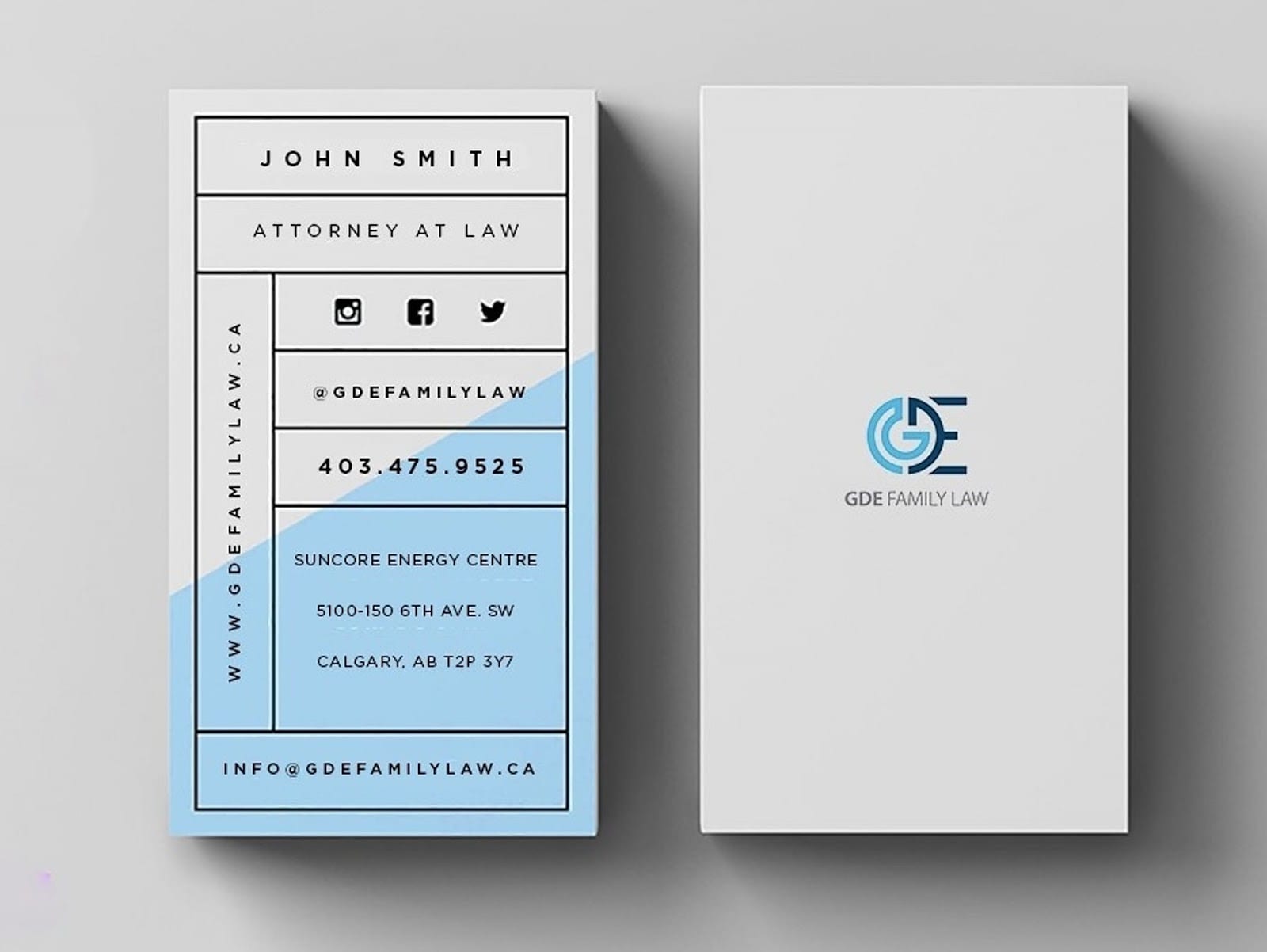 Clean and structured business card design